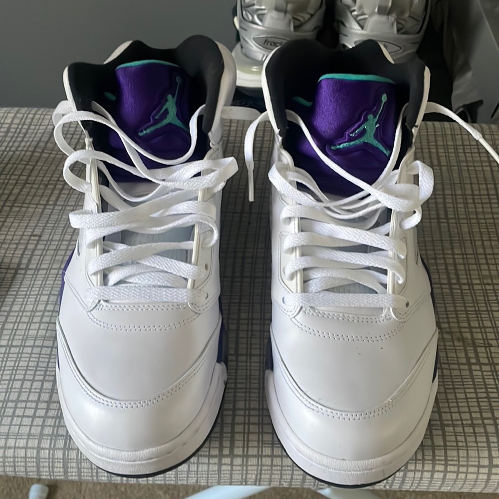 Jordan 5 “grape”